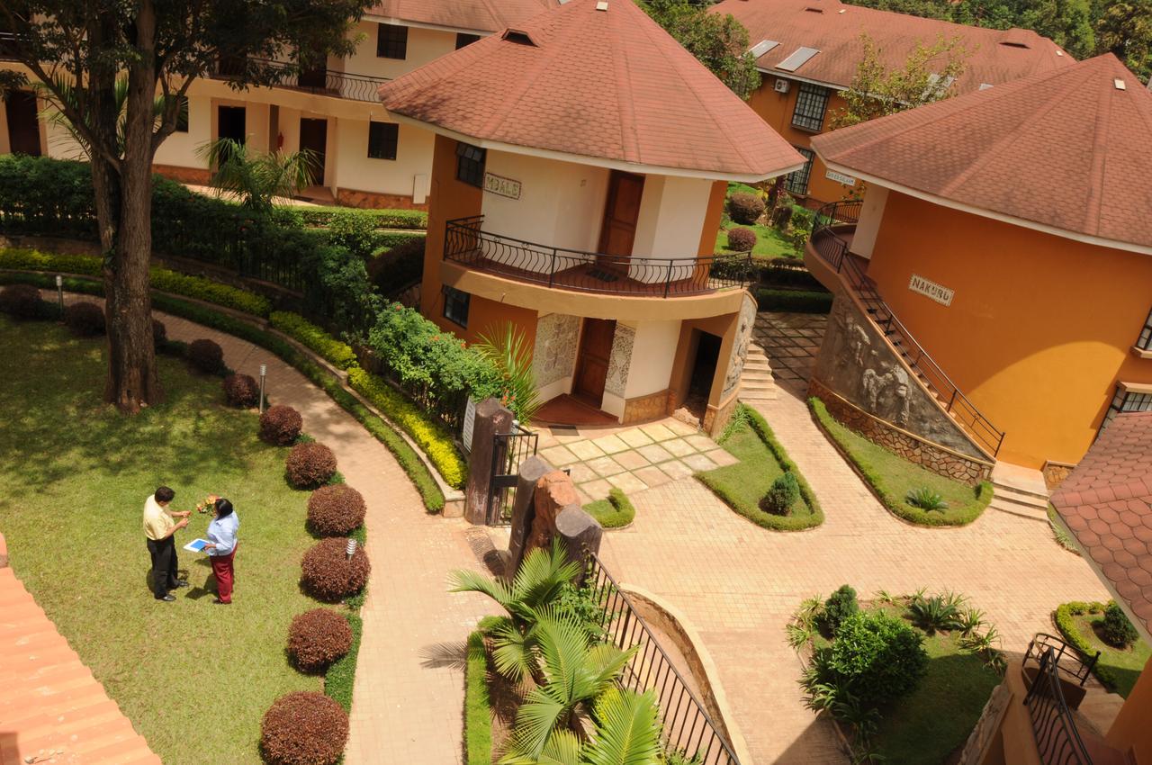 Silver Springs Hotel Kampala Esterno foto
